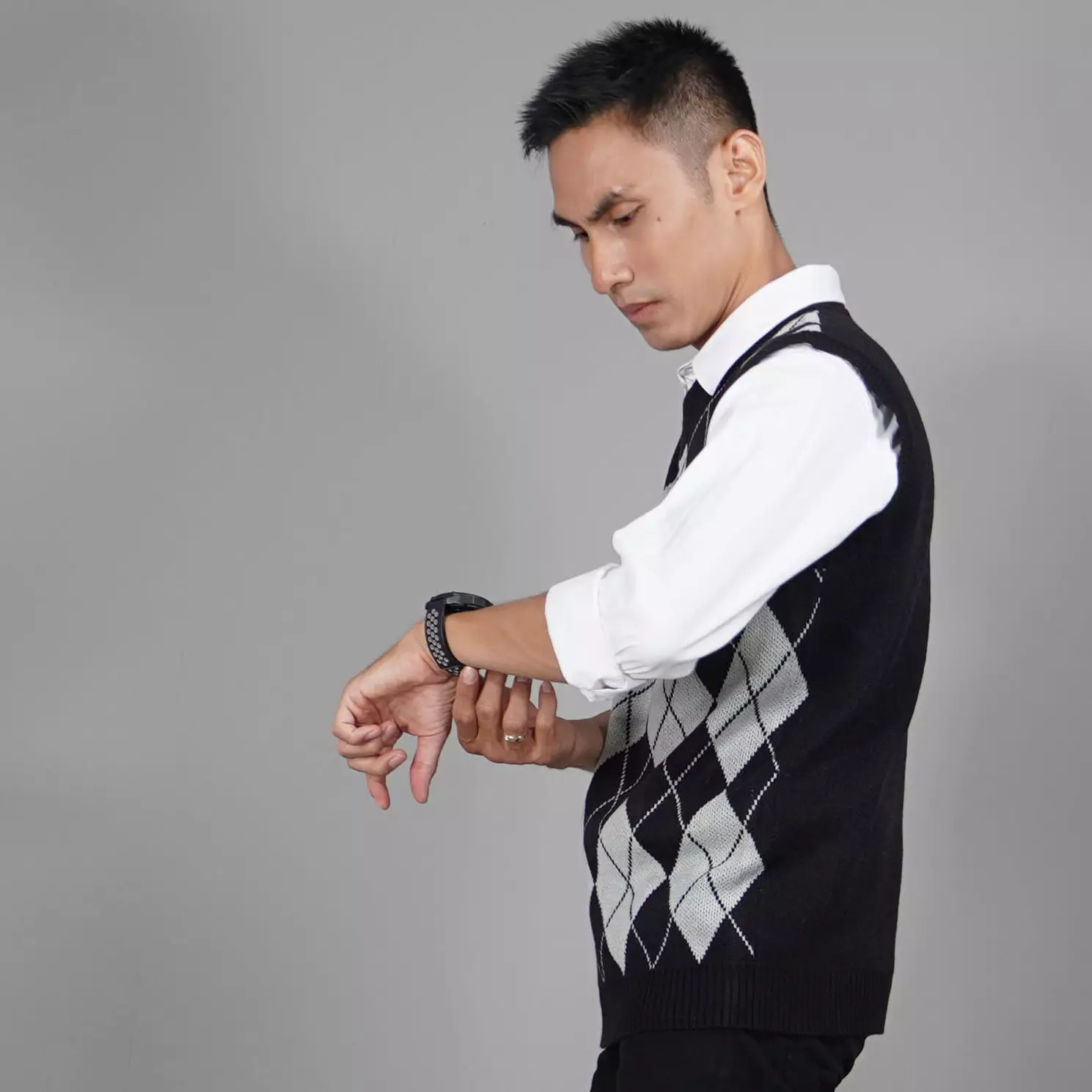  VEST MOTIF KOTAK Knit Vest Korean Style Knit Outerwear Pria - HITAM