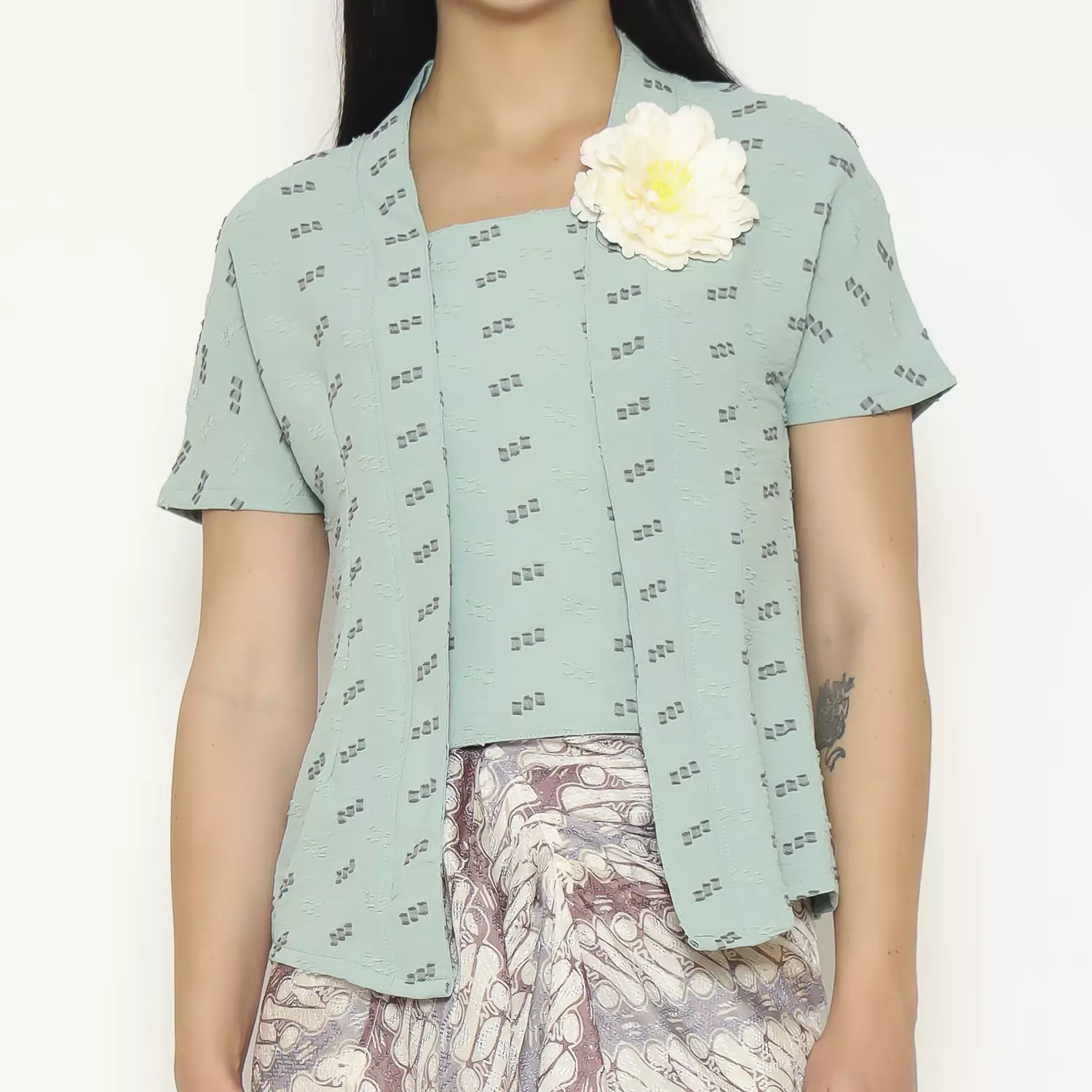 Blouse Batik Wanita - Atasan Batik - Bhatara Batik Yasmine - Baju Batik Modern Lengan Pendek