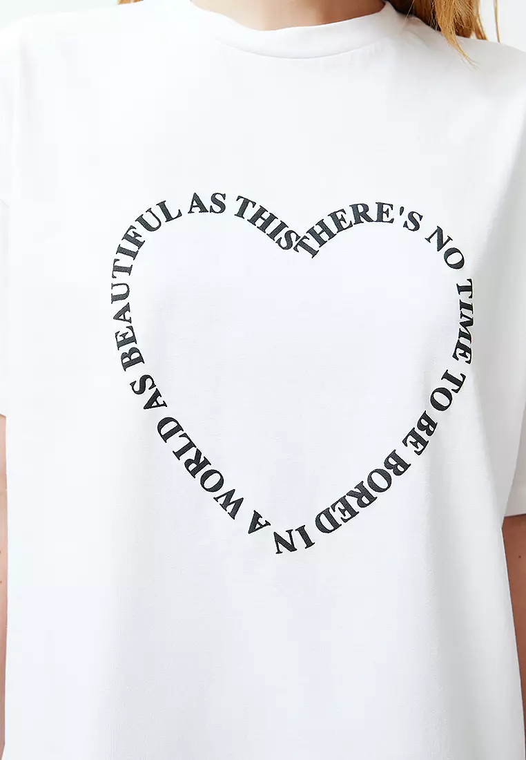 White Heart Motto Printed Oversize/Casual Fit Knitted T-Shirt