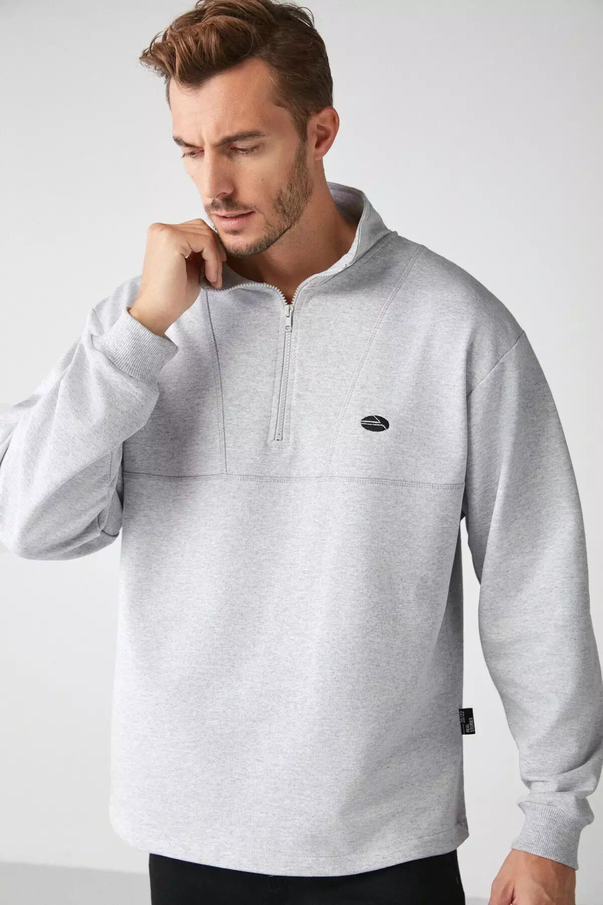Embroidery Detailed Stopper Elastic Zipper Stand Collar Sweatshirt