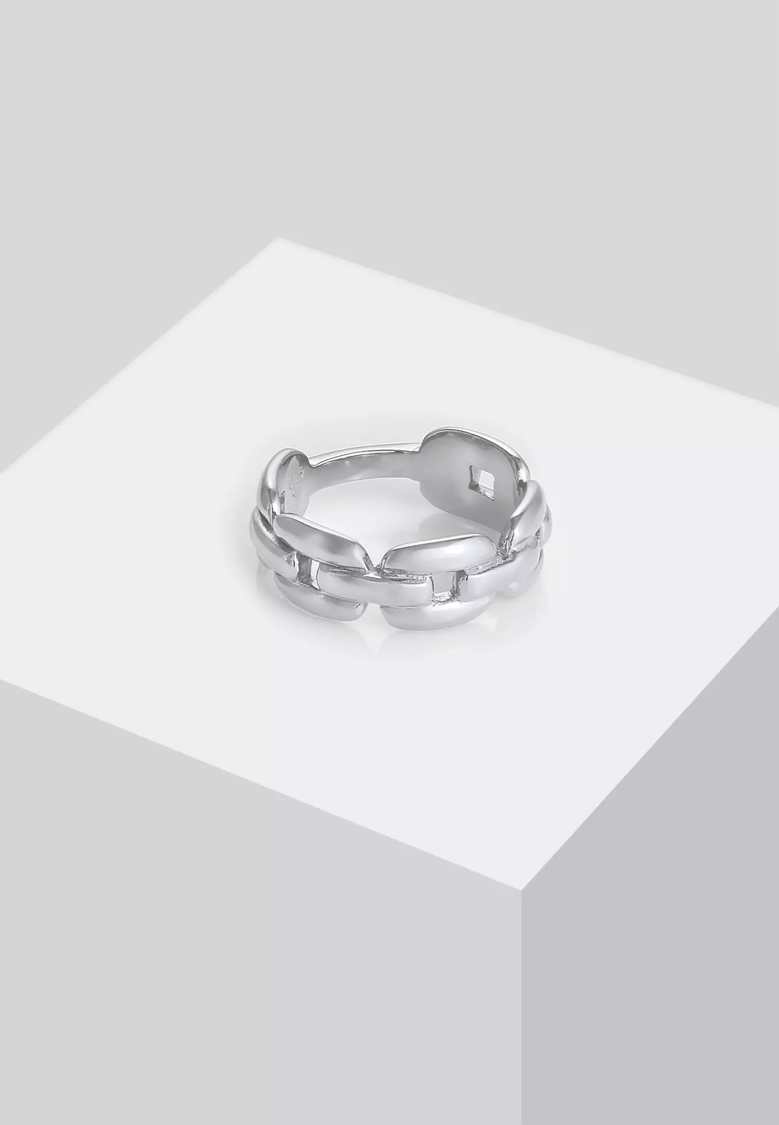Ring Links Oval Chain Look Trend Blogger