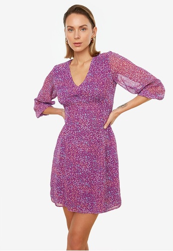 Trendyol purple Patterned V-Neck Dress 2751DAACFC4408GS_1