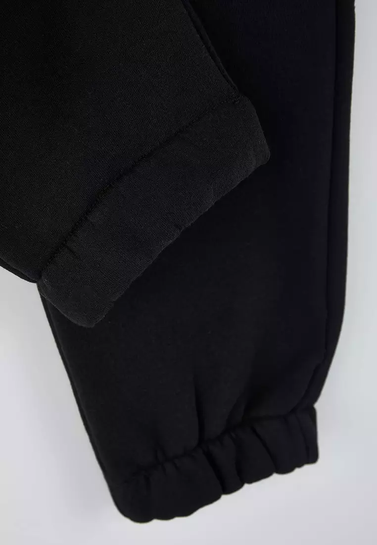 Black Regular Cut Elastic Leg Thick Inside Raised Sweatpants