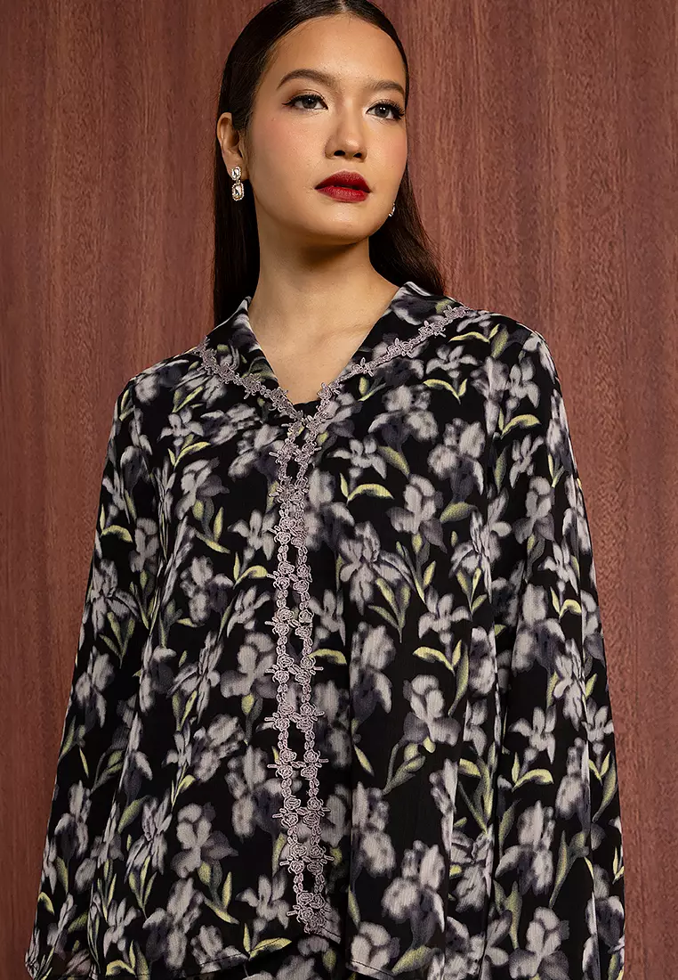 AUDREY LOOSE KEBAYA SET