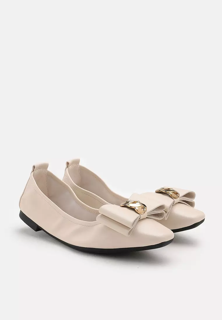 Pop Of Bow Square Toe Flats