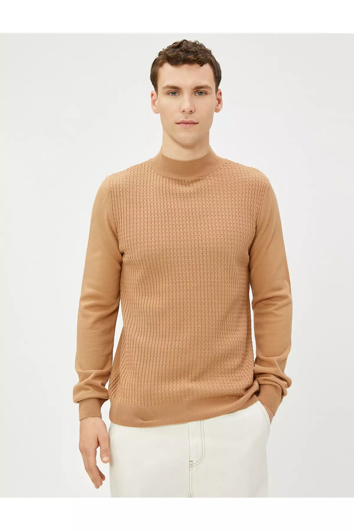 Slim sweater top