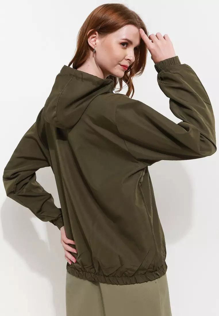 Jaket parasut sale uniqlo