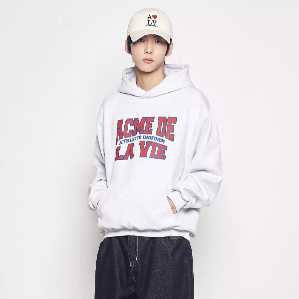 LOVE ADLV COTTON BALL CAP BEIGE