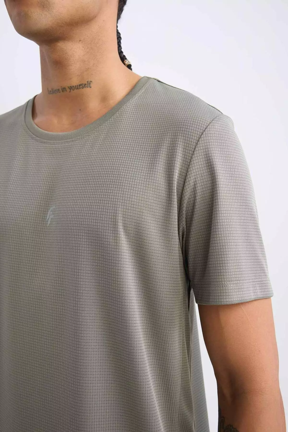 Defactofit Slim Fit Tight Fit Crew Neck Printed Sports Short Sleeve T-Shirt X6142Az24Sp