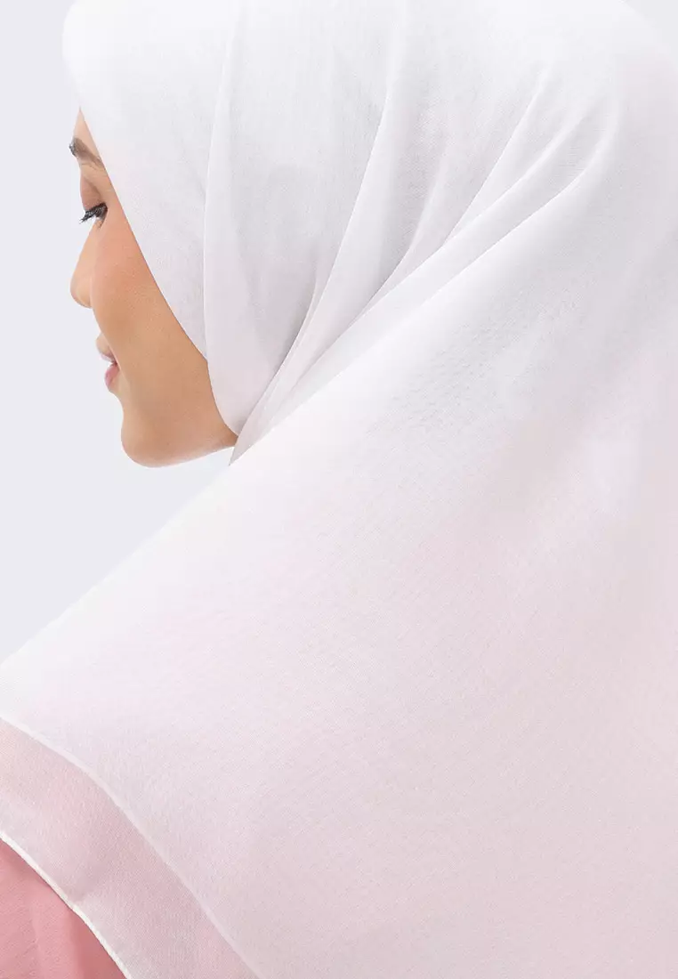 Ria Miranda Off White Rarina Scarf