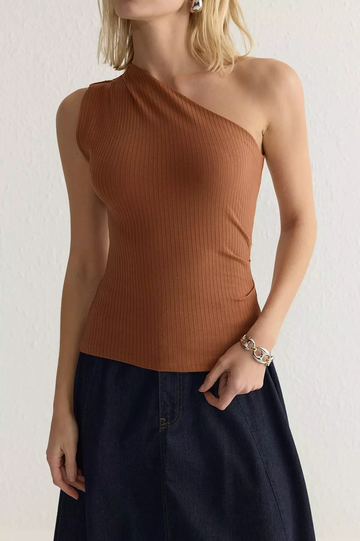 One Shoulder Top