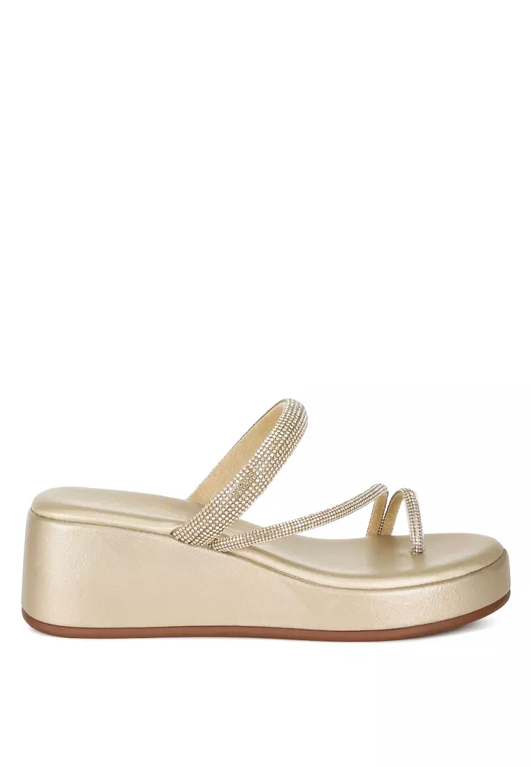 Sandal Slip On Berlian Imitasi Emas