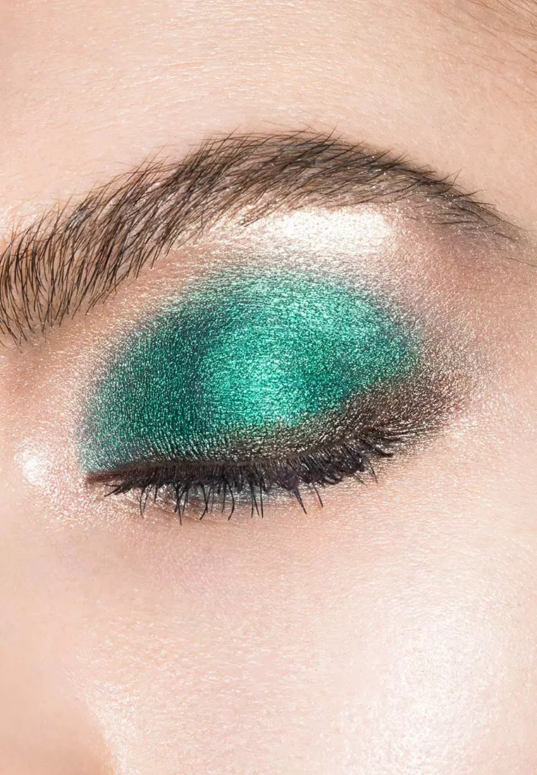 So Fierce Prismatic Eyeshadow Palette (Fully Loaded)