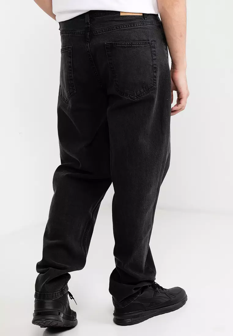 Tapered Recycled Jeans