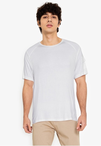 ZALORA BASICS white Side Flap Pocket T-shirt E1798AACA25F4EGS_1