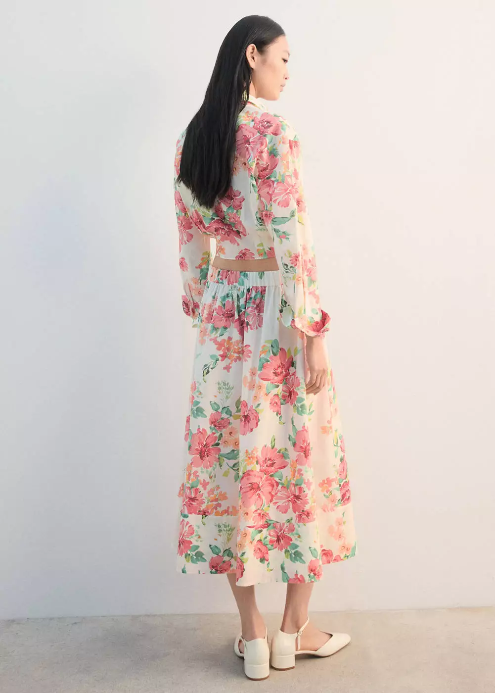 Rok midi bunga-bunga