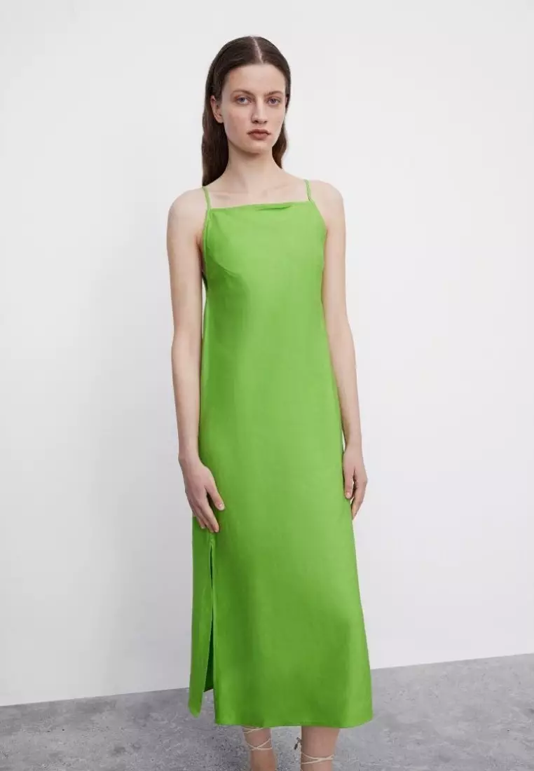 Buy Urban Revivo Fashion Essentials | Urban Revivo Philippines @ ZALORA PH