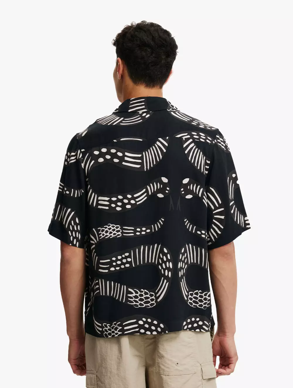 Cotton On - SHIRTS - Cancun Short Sleeve Shirt - BLACK OVERSIZED LNY SNAKE