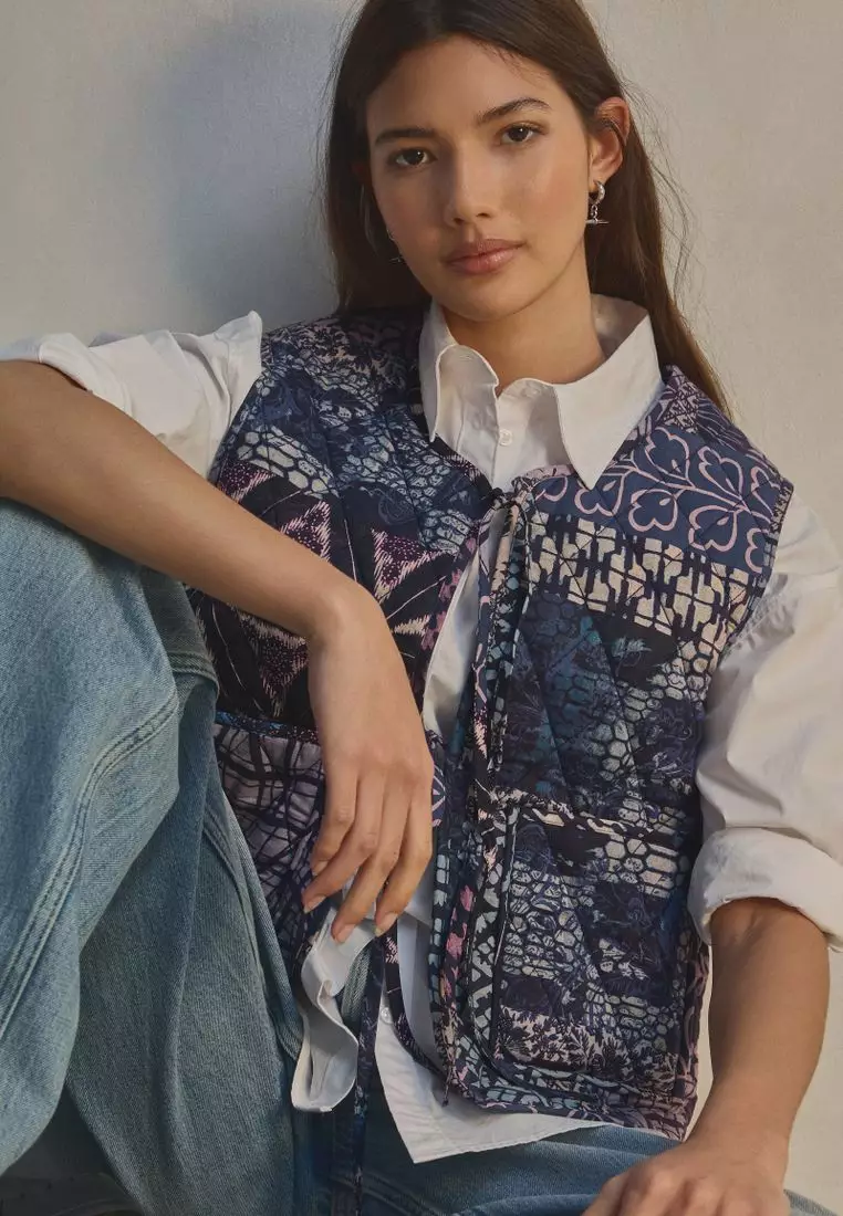 Padded Reversible Tie Front Gilet