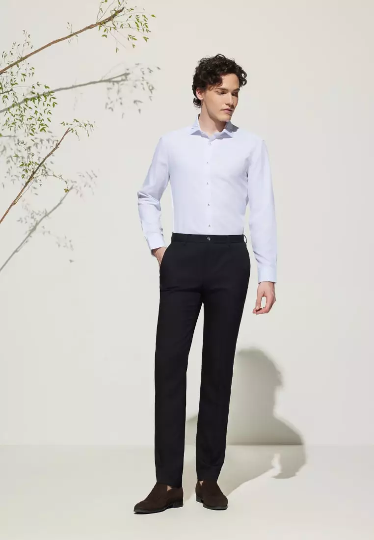 G2000 Non-Iron Dry Smart Fit Twill Shirt with Design Detail