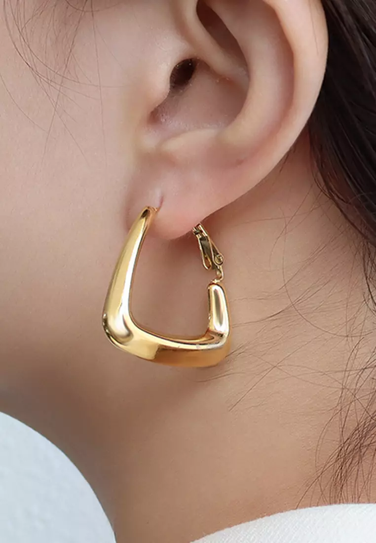 Kendra Gold Hoop Earrings