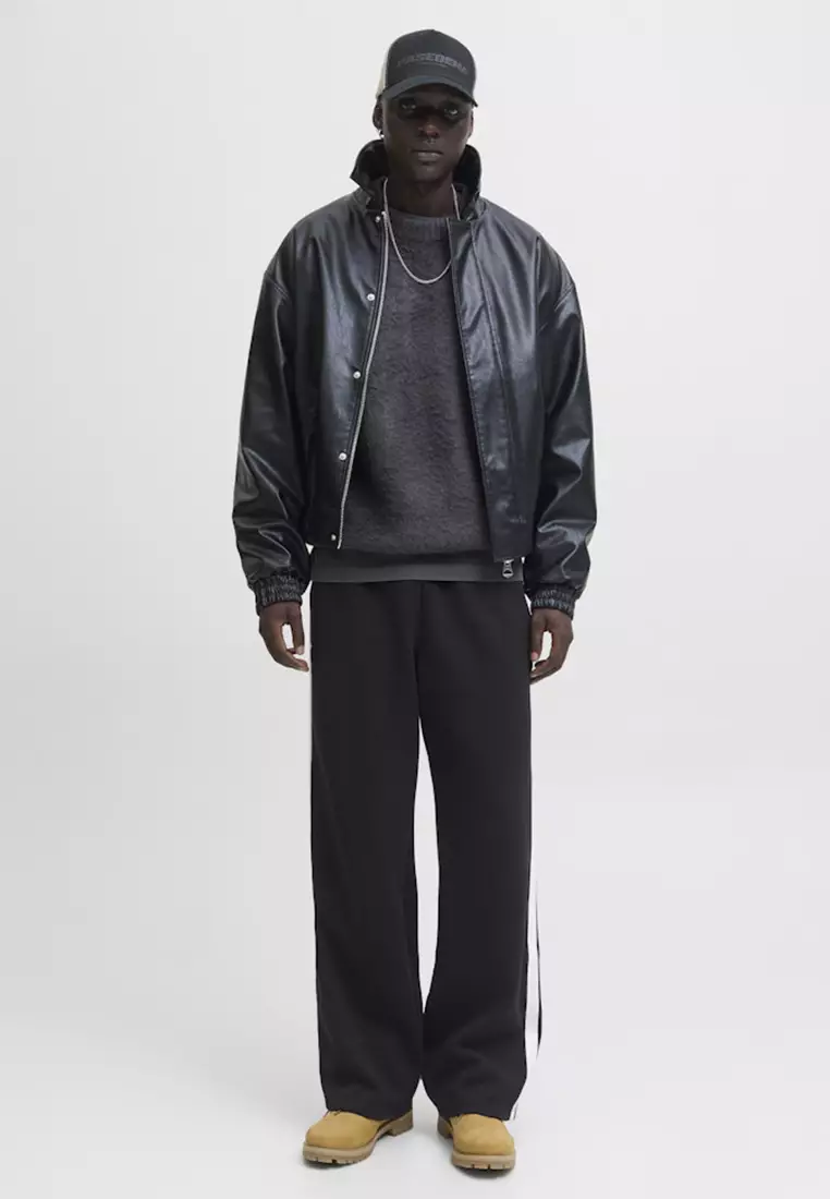 Wide Leg Fit Jogger Pants