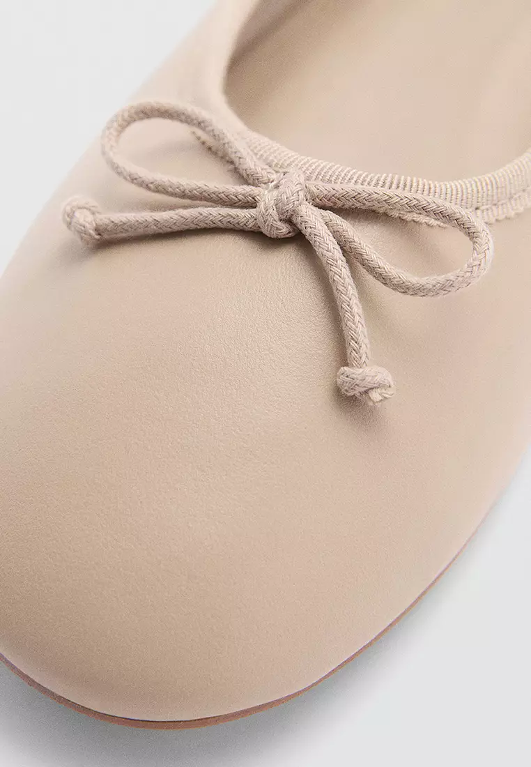 Mango flats online on sale