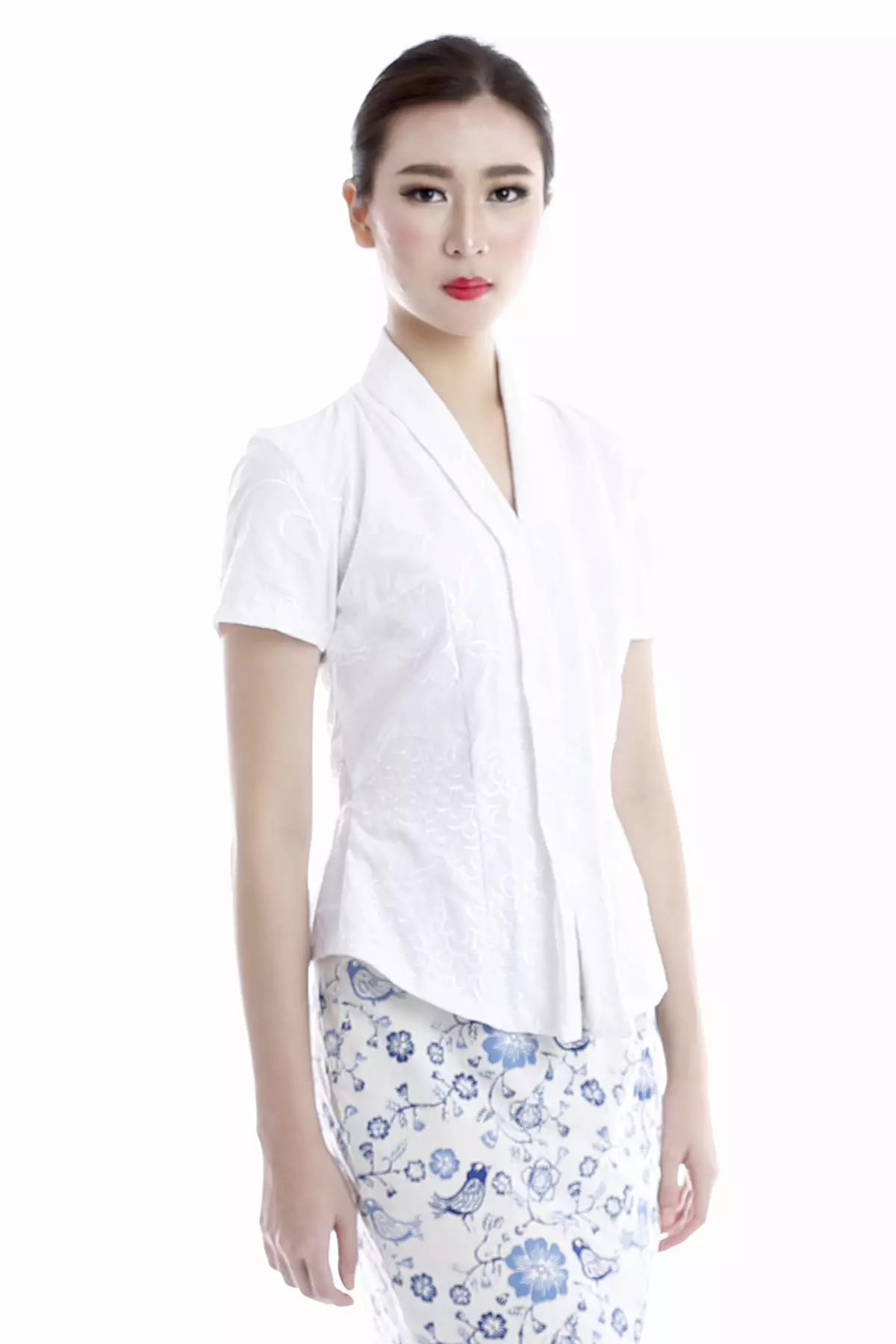 Kuncup Teratai Putih Kebaya