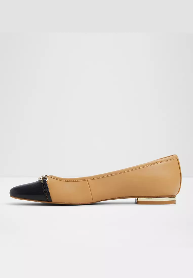 Krishelle Ballet Flats
