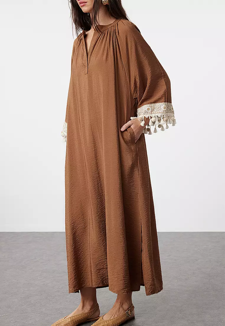Fringe Abaya