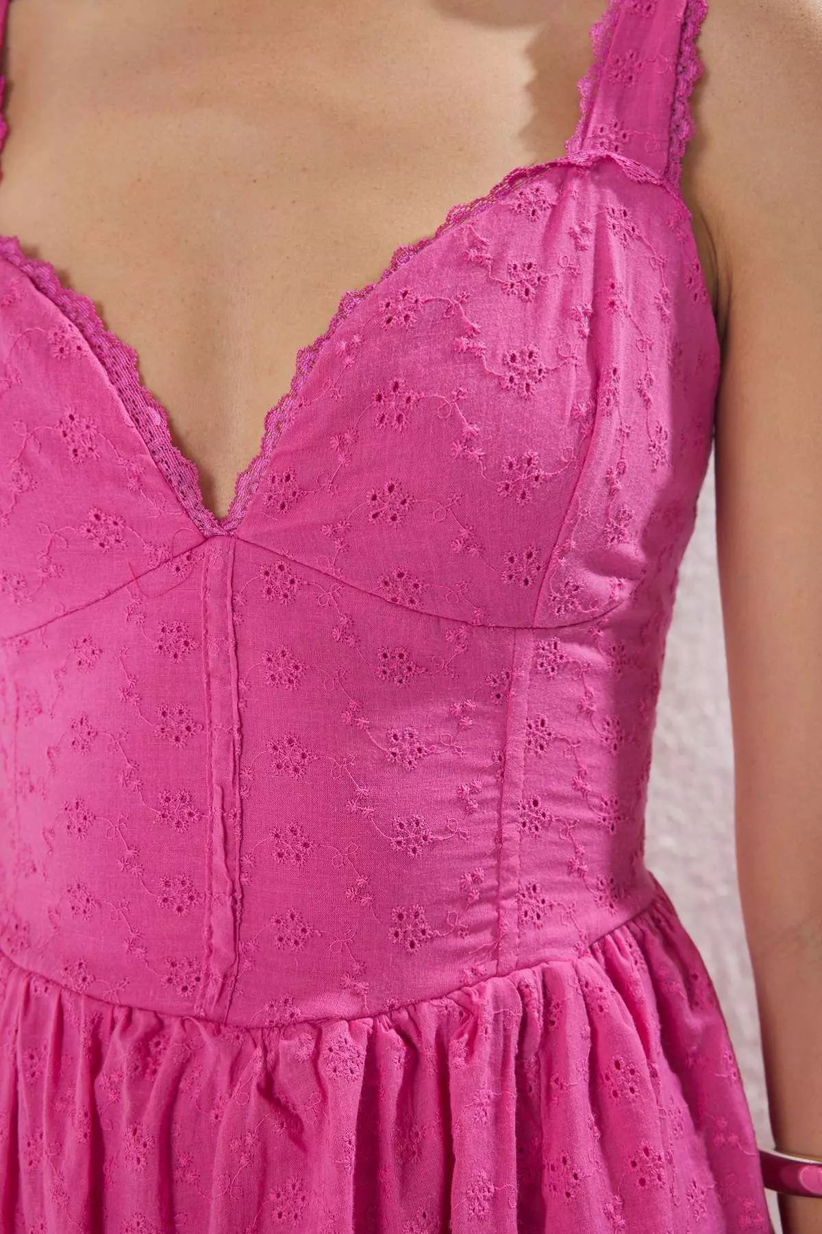 Pink Plain Midi Brode Woven Dress Twoss25El00852