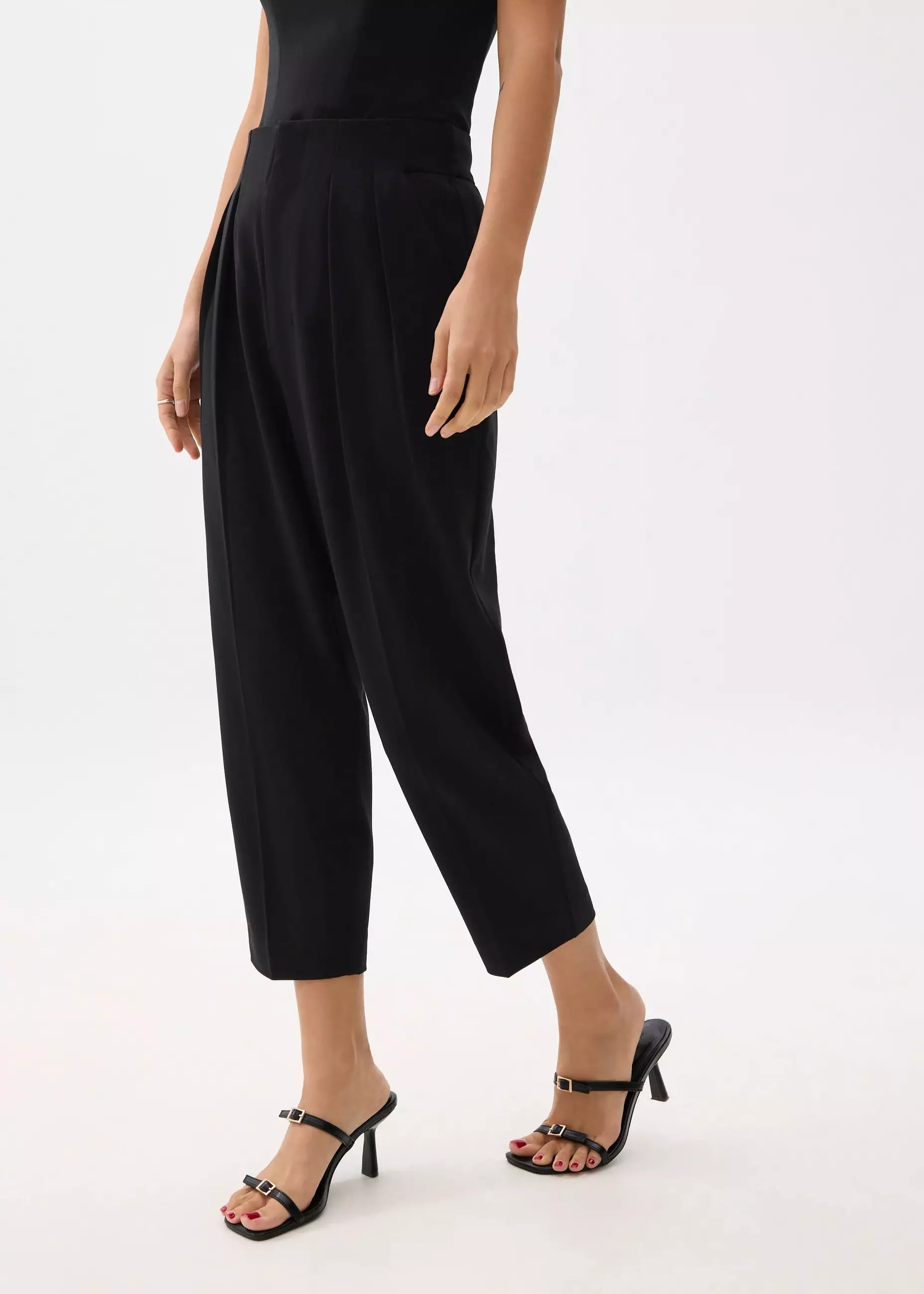 Celana Panjang Wanita - Mika Elastic Pleated Peg Leg Pants