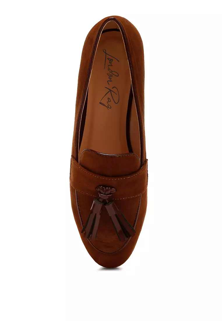 Sepatu Rumbai Micro Suede Warna Coklat