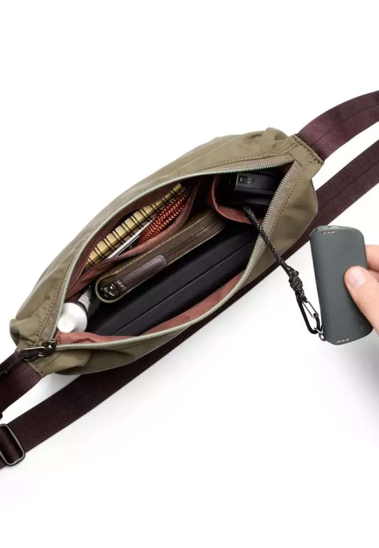 Bellroy Laneway Crescent Bag (12 liter gestroomlijnde, maanvormige crossbody tas met binnen- en buitenvakken, verstelbare riem en heel wat opbergruimte) - SeaKelp