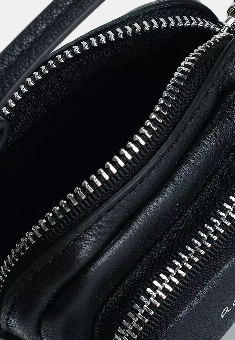 Leather Pouch Holder