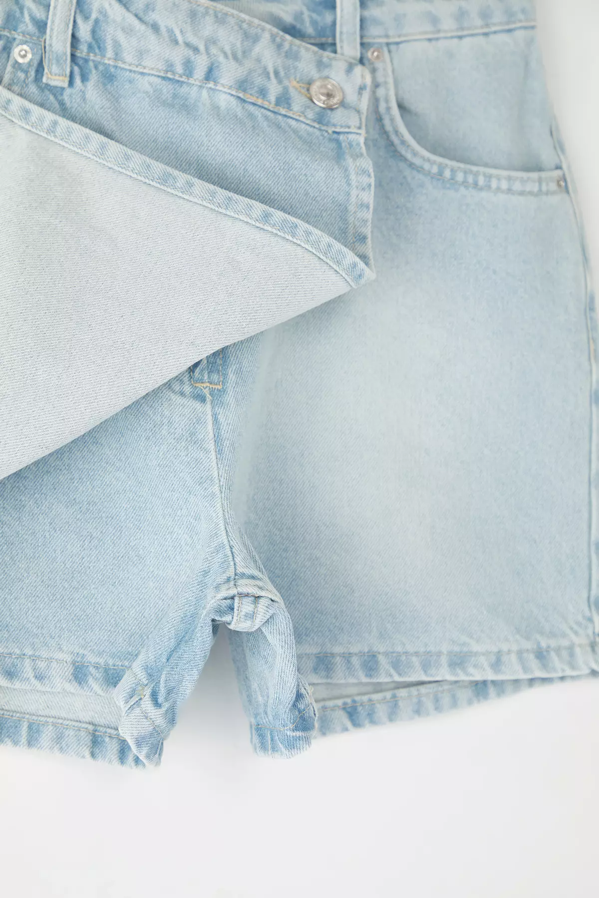 Blue High Waist Denim Shorts Skirt TWOSS25SR00162