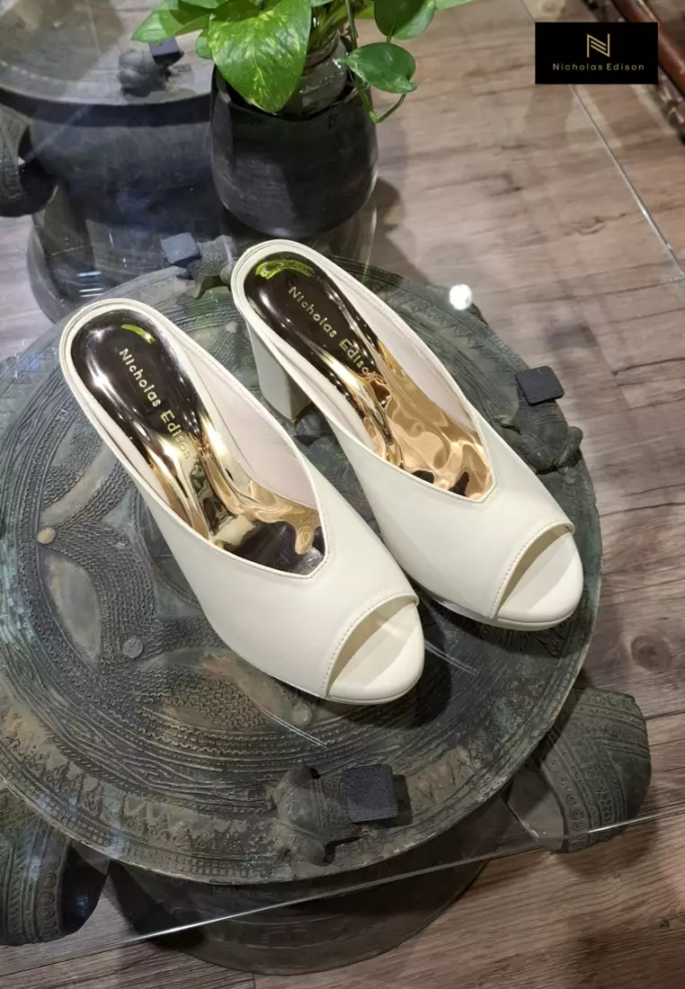 Nicholas Edison Heel Lela Cream