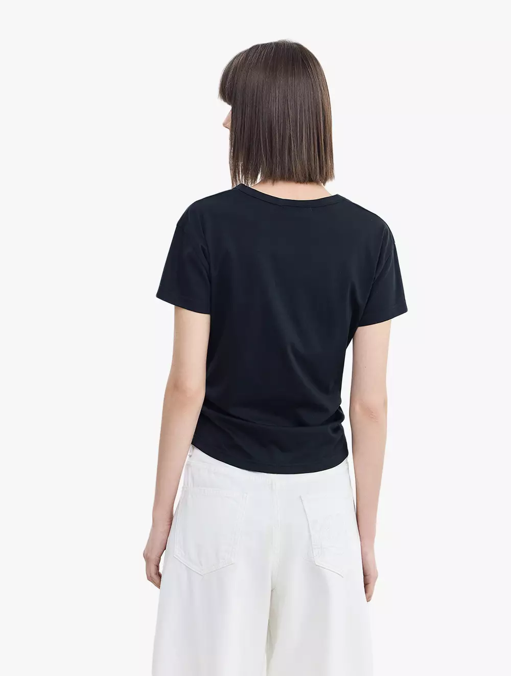 LILY Slim Fit Versatile Small U-Neck Fashionable Short Sleeved T-Shirt - Black