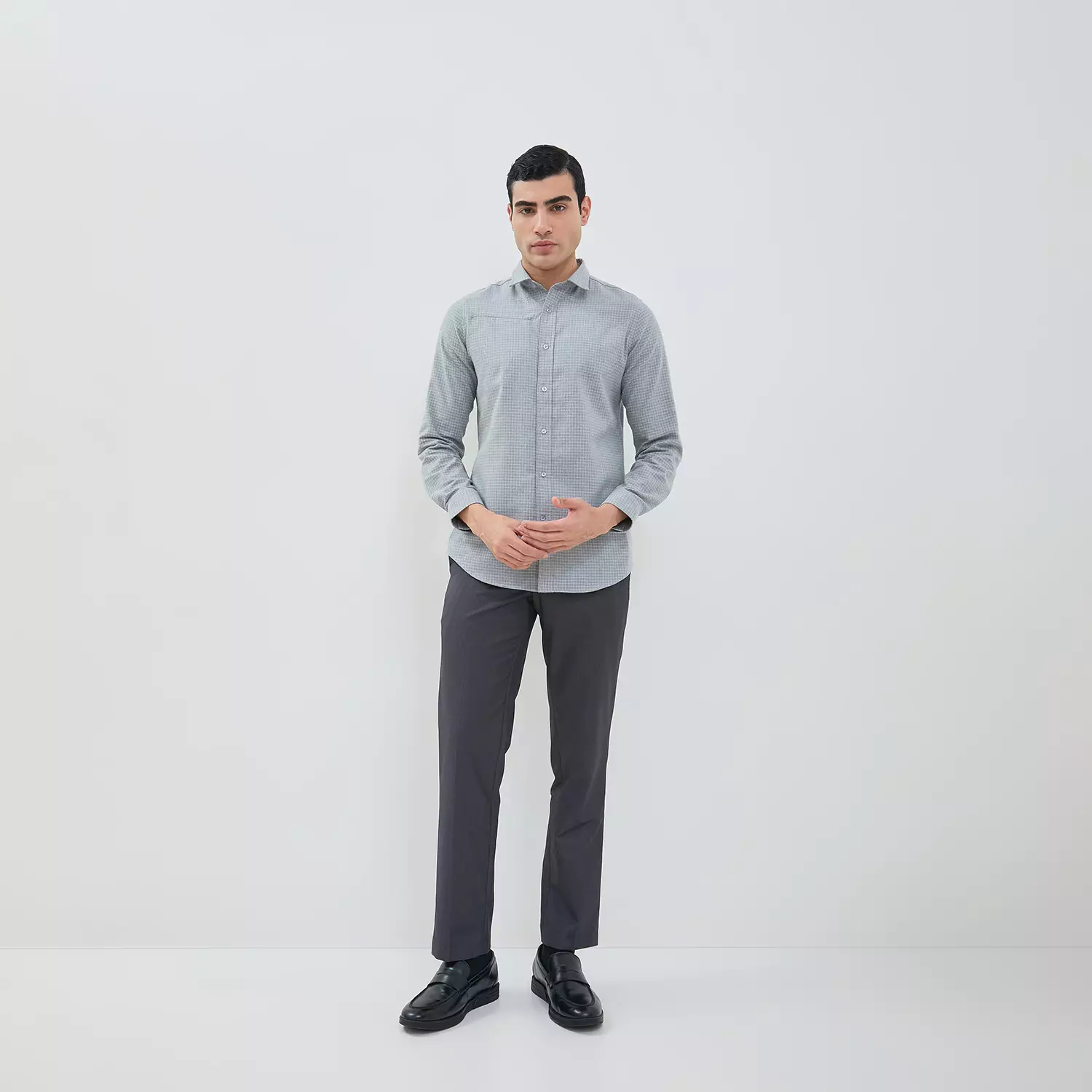 Jobb Presley Kemeja Pria Lengan Panjang Slim Fit Abu-Abu Colour Dark Grey