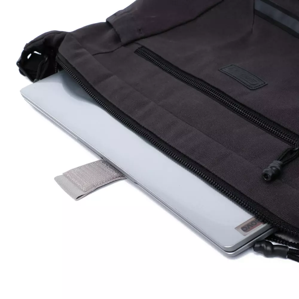 Eiger Evredait Canvas Laptop Shoulder Bag 12L
