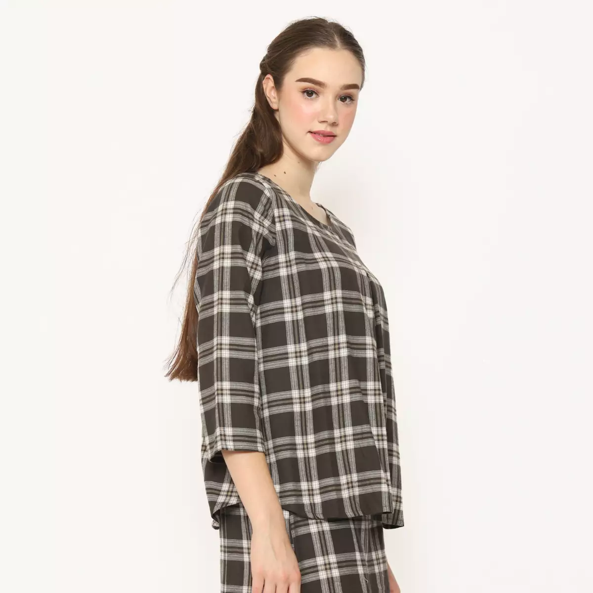 Jennaira Blouse Flanel Olive