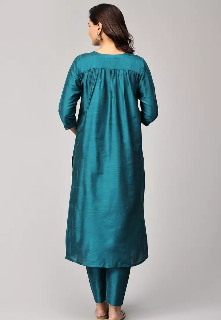 Drama At Gala 刺绣孕妇装和哺乳期真丝库尔塔套装