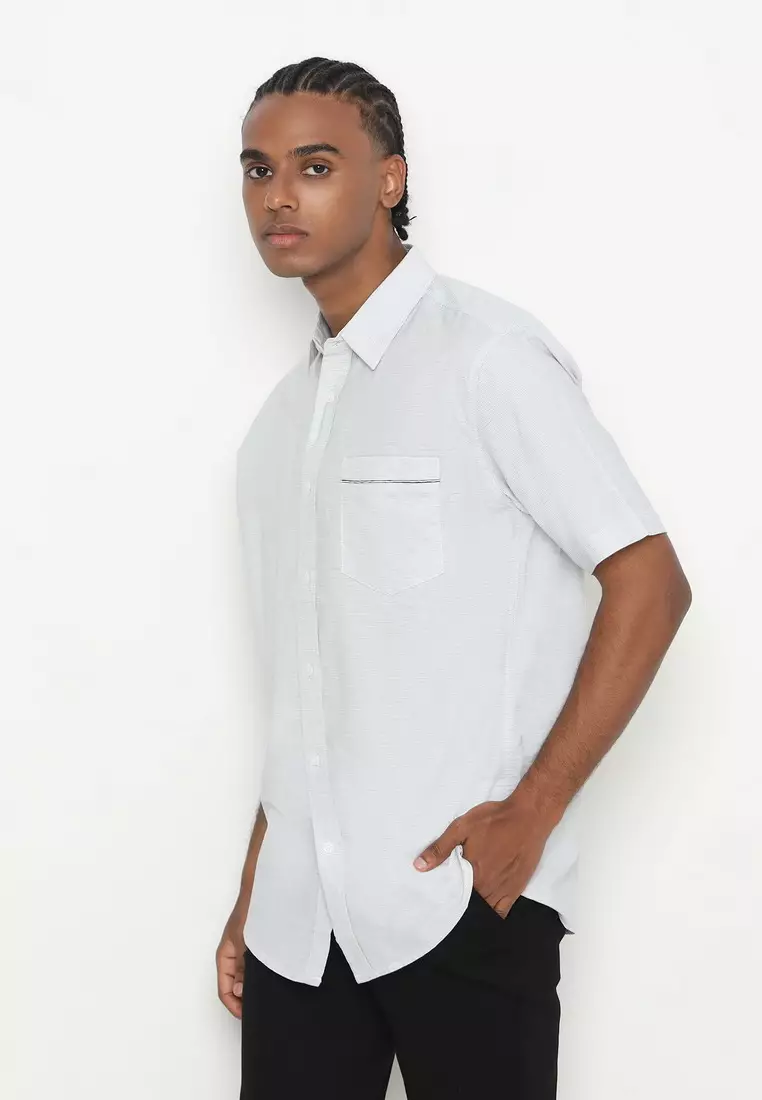 RBJ Kemeja Salur Printing Putih Regular Fit Pria