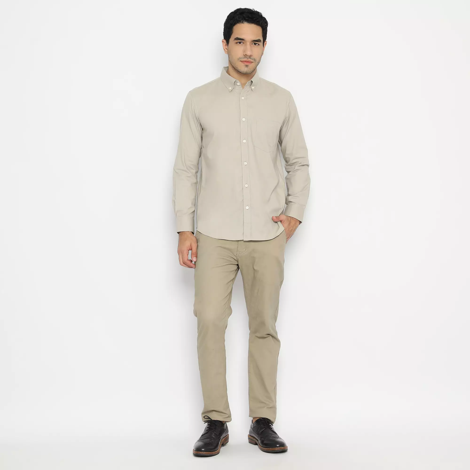 Platini Kemeja Pria Polos Lengan Panjang Katun Oxford Cream 66213