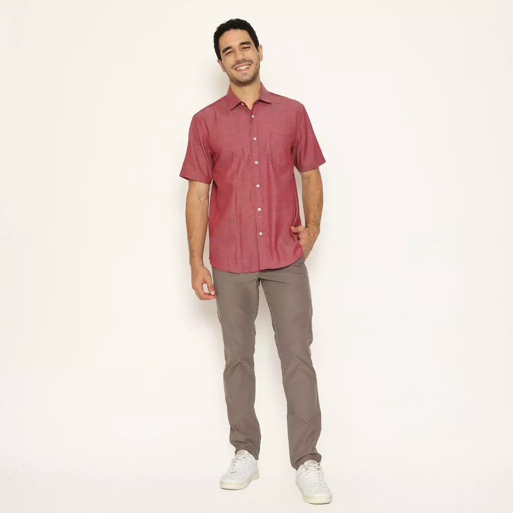 AMK Kemeja Pria Basic Polos Pendek SHS KOICHI S/S Maroon