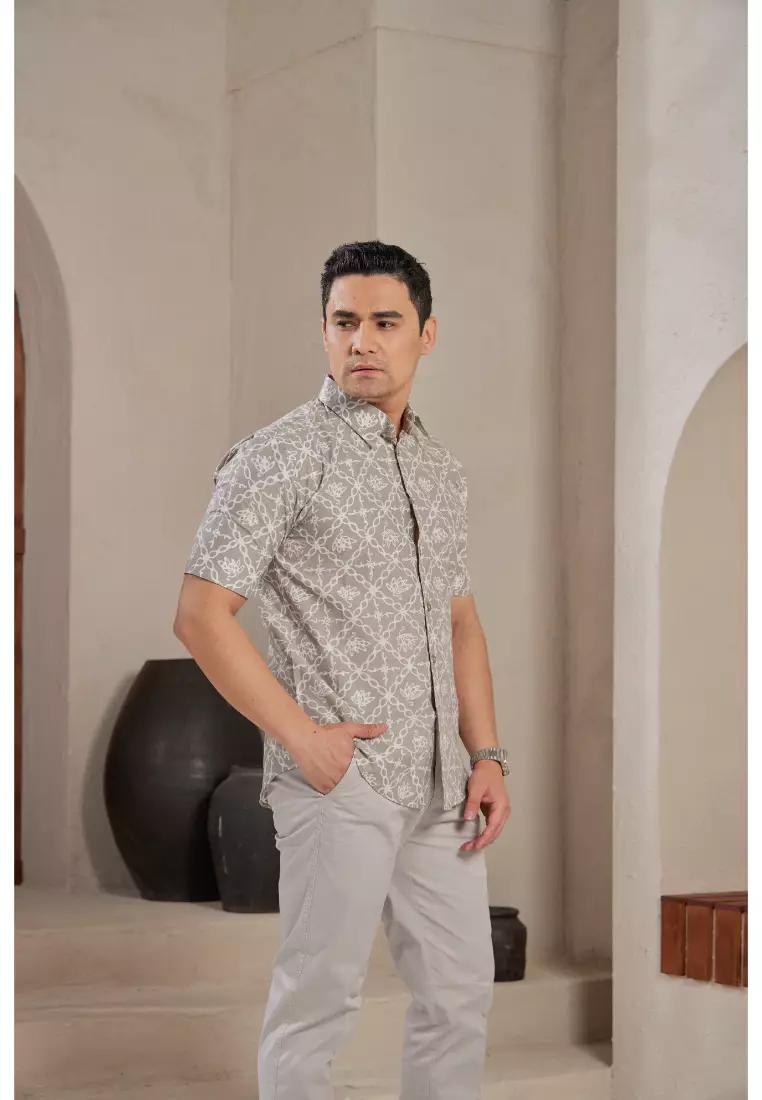 Kemeja Batik Moden
