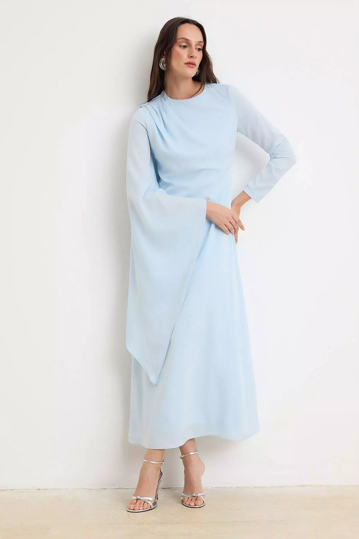 Blue Shawl Detailed Evening Dress Tctss24Db00036