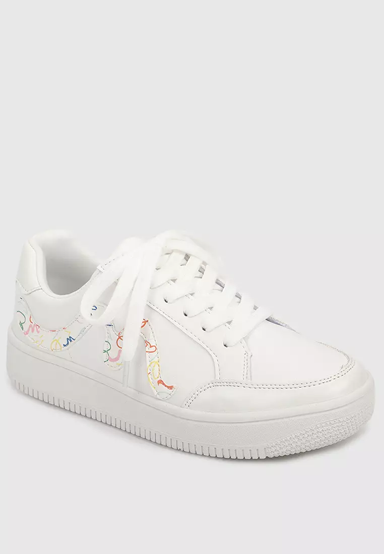 White round top toe trainers