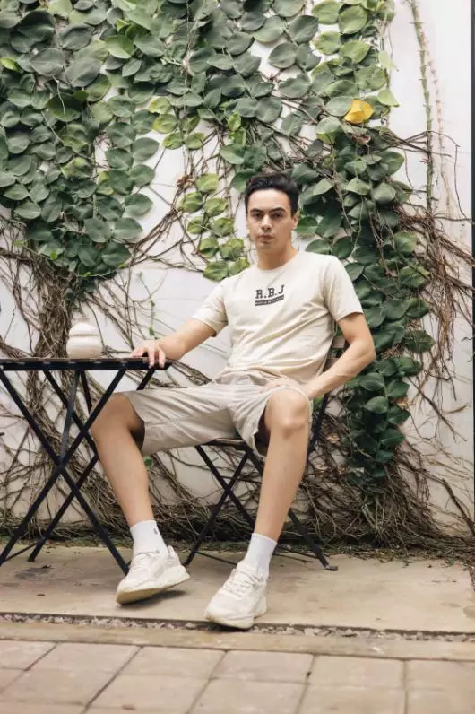 RBJ T-Shirt Cotton Spandex Pria 2562370021