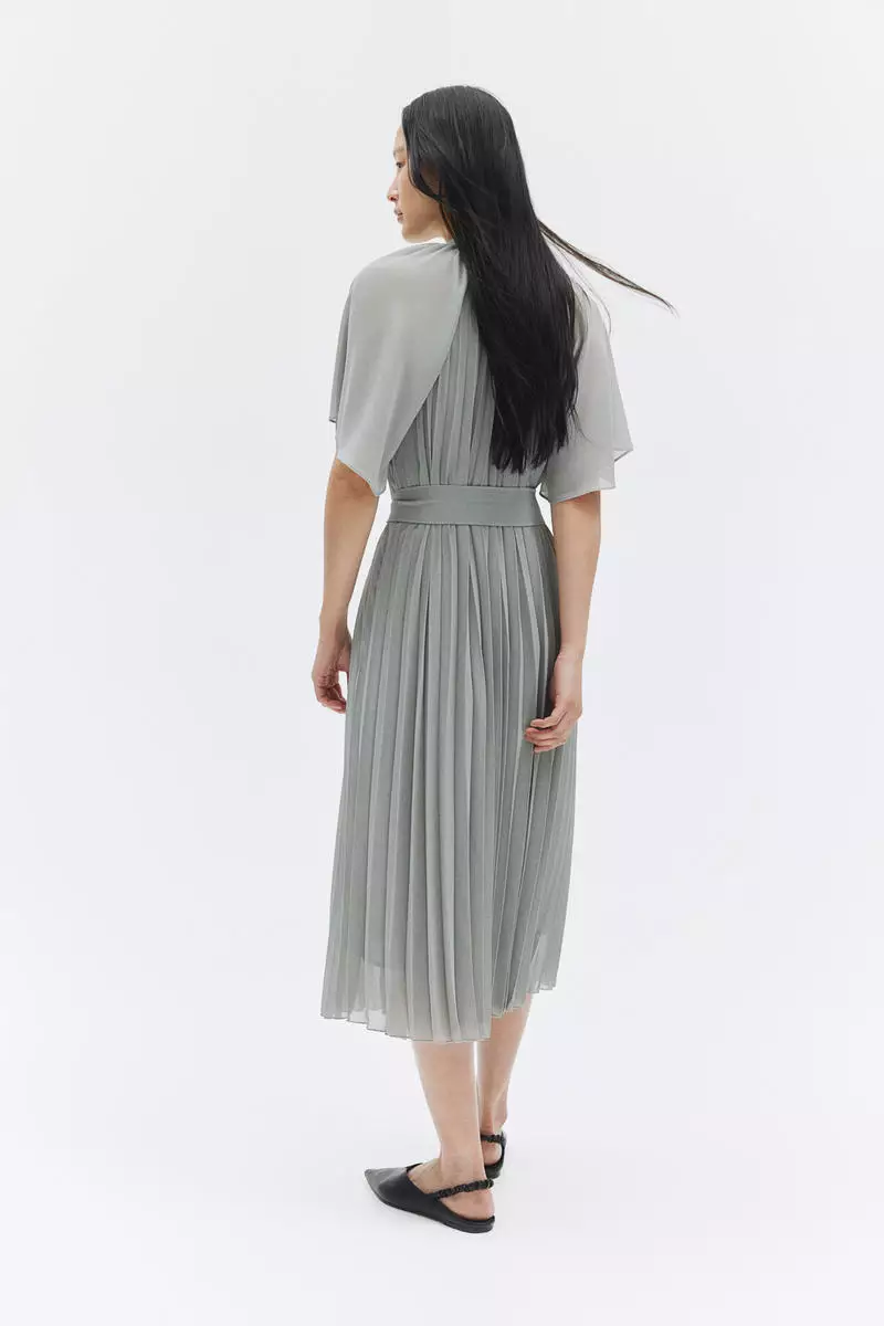 Buy H&M Pleated tie-belt dress 2025 Online ZALORA